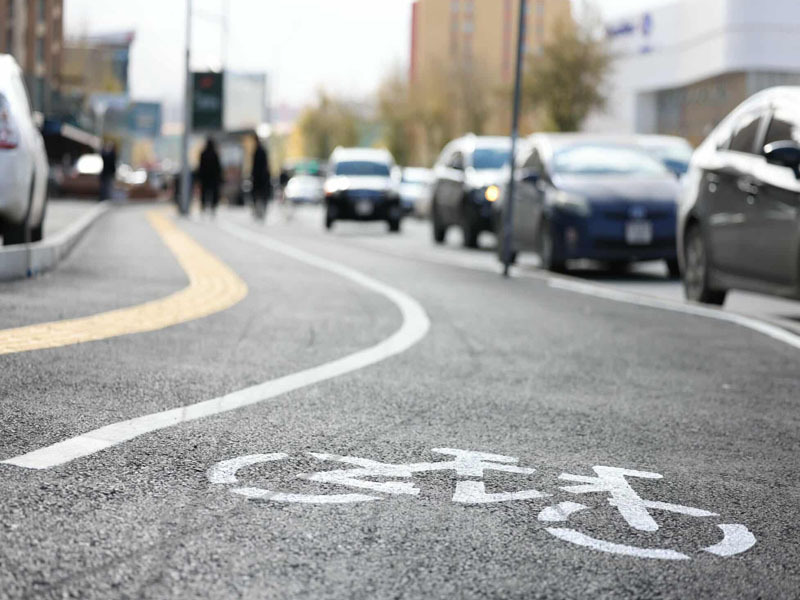 “Оргил стар” хотхоноос Зайсангийн гүүр хүртэл 550 метр явган хүний замыг шинэчиллээ